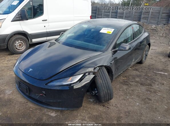5YJ3E1EB0SF982731 2025 TESLA MODEL 3 Black Vista tres cuartos delantera izquierda
