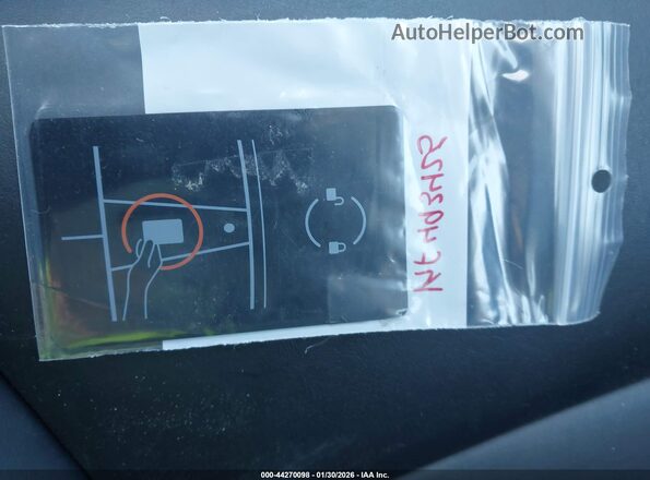 5YJ3E1EB2KF493425 2019 TESLA MODEL 3 White Առջևի վահանակի տեսք