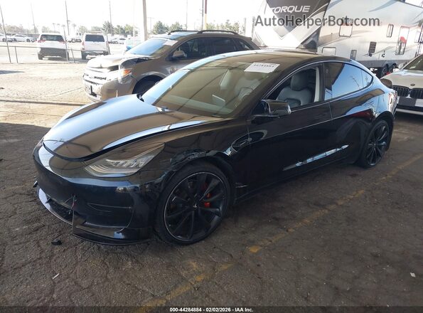5YJ3E1EB3KF385766 2019 TESLA MODEL 3 Черный Передняя левая четверть