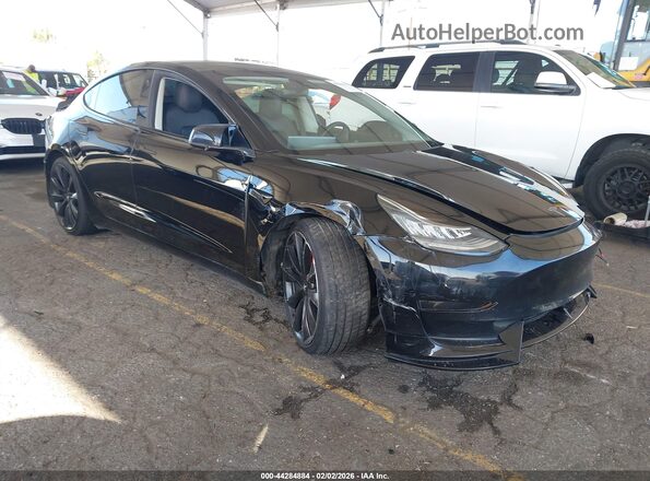 5YJ3E1EB3KF385766 2019 TESLA MODEL 3 Черный Передняя правая четверть