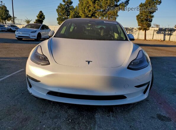 5YJ3E1EB3MF070582 2021 TESLA MODEL White Front view