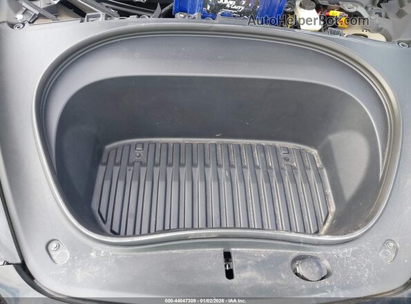 5YJ3E1EB3RF793680 2024 TESLA MODEL 3 Black Widok z tyłu