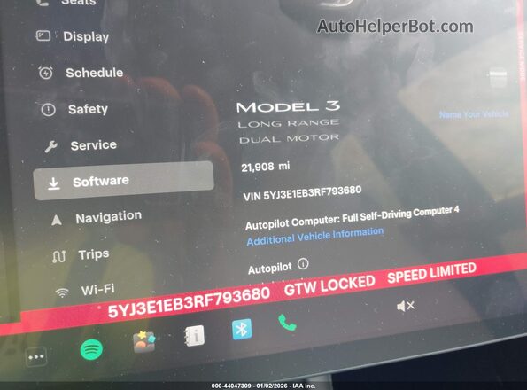 5YJ3E1EB3RF793680 2024 TESLA MODEL 3 Black Widok tylnych siedzeń