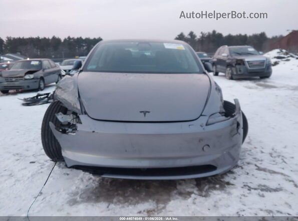 5YJ3E1EB3TF116703 2026 TESLA MODEL 3 Серый Вид панели приборов