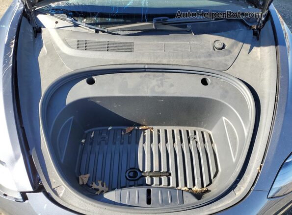 5YJ3E1EB5PF634530 2023 TESLA MODEL Silver Rear interior view