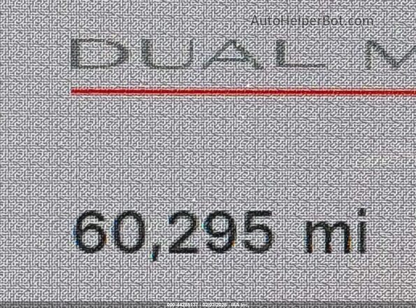 5YJ3E1EB8KF487466 2019 TESLA MODEL 3 Белый Панорамный вид салона 360°