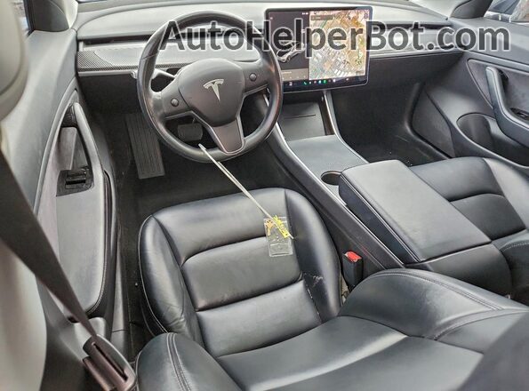 5YJ3E1EB9JF128450 2018 TESLA MODEL Charcoal Widok deski rozdzielczej