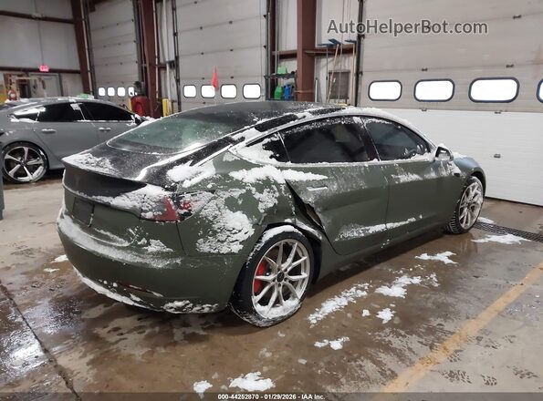 5YJ3E1EB9KF214049 2019 TESLA MODEL 3 Зеленый Задняя правая четверть