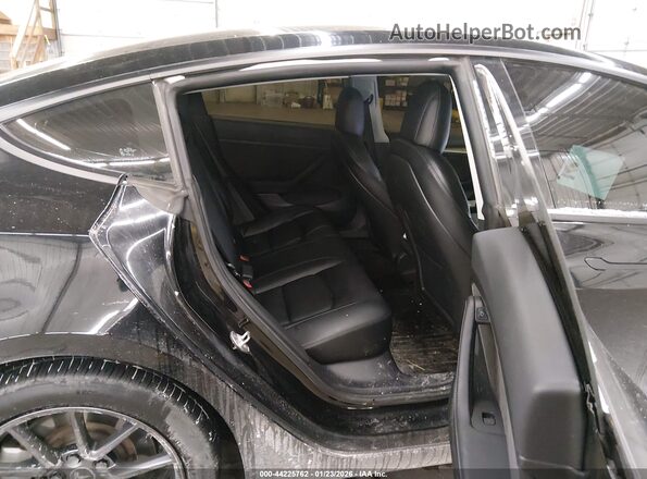 5YJ3E1EBXMF055867 2021 TESLA MODEL 3 Черный Вид наклейки с VIN-кодом