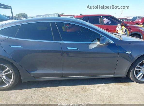 5YJSA1E25GF124167 2016 TESLA MODEL S Синий Вид задней части салона