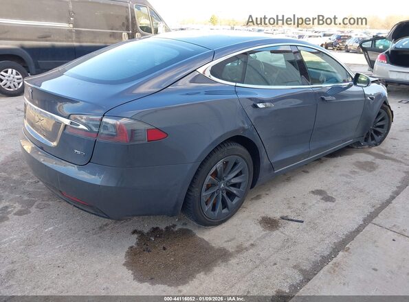 5YJSA1E28JF295017 2018 TESLA MODEL S Серый Задняя правая четверть