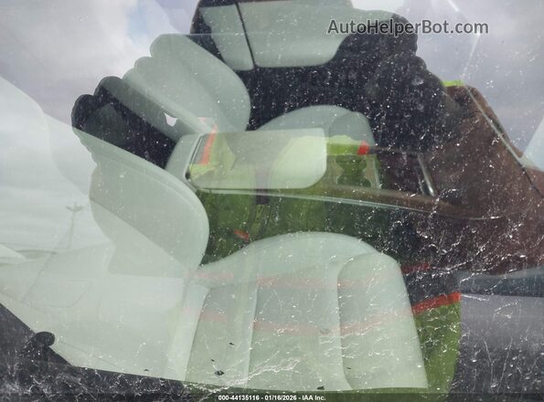 5YJSA1E52NF471060 2022 TESLA MODEL S Белый Вид салона спереди