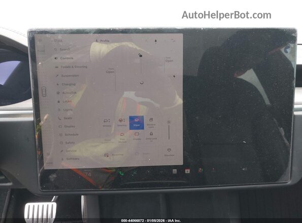 5YJSA1E5XRF536646 2024 TESLA MODEL S Черный 