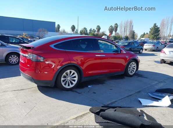 5YJXCBE25GF013298 2016 TESLA MODEL X Red Tył prawy