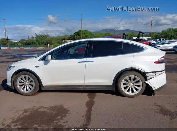 5YJXCBE2XGF008775 2016 TESLA MODEL X Белый 