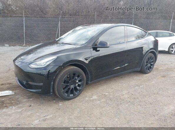 5YJYGDEE2MF078989 2021 TESLA MODEL Y Black წინა მარცხენა ხედი სამი მეოთხედიდან