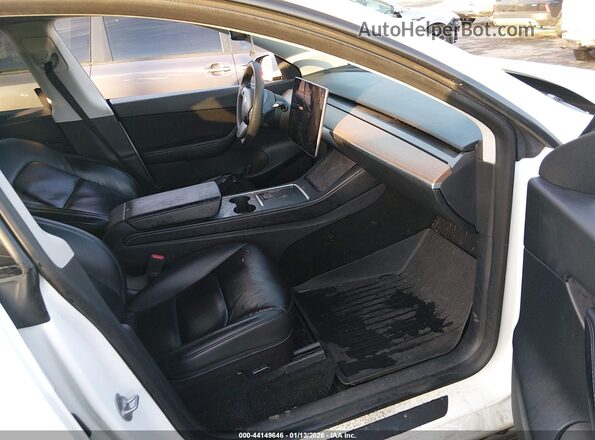 5YJYGDEE7MF207129 2021 TESLA MODEL Y White Вид салону спереду