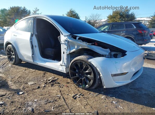 5YJYGDEE9MF239399 2021 TESLA MODEL Y White Front right
