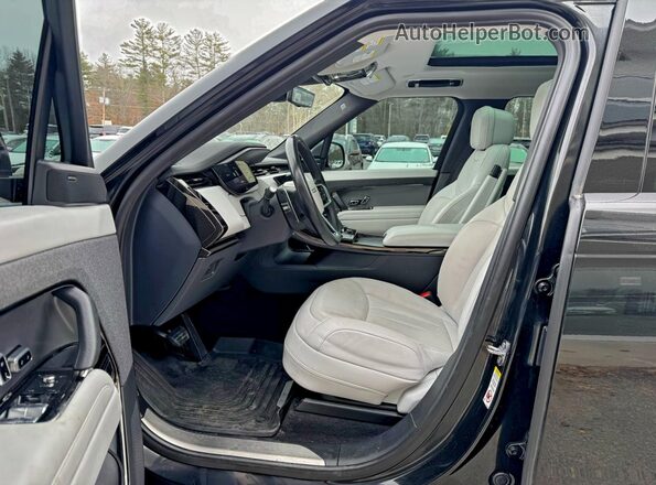 SAL1P9EU4PA135253 2023 LAND ROVER RANGE Черный Вид панели приборов