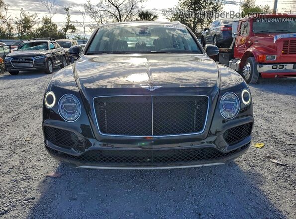 SJAAM2ZV0LC027884 2020 BENTLEY BENTAYGA Черный Вид сзади
