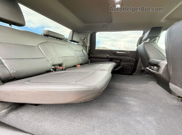 1GC4YMEY4NF335301 2022 CHEVROLET ALL MODELS Black Vista interior delantera