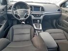 2018 Hyundai Elantra Sel Серебряный vin: KMHD84LF4JU468742