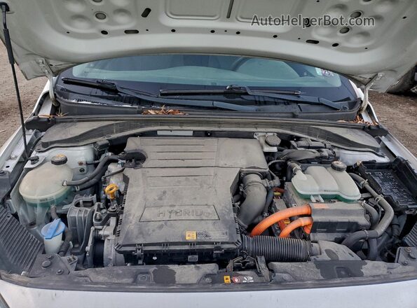KMHC65LC1HU032292 2017 HYUNDAI IONIQ Серебряный Вид подкапотного пространства
