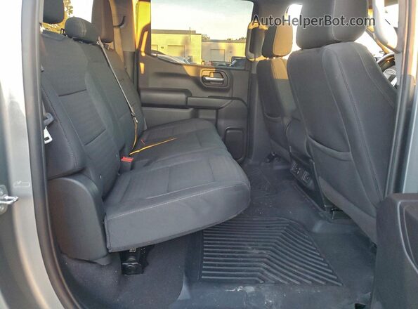 3GCPDBEK3RG281020 2024 CHEVROLET ALL MODELS Gray Widok wnętrza z tyłu