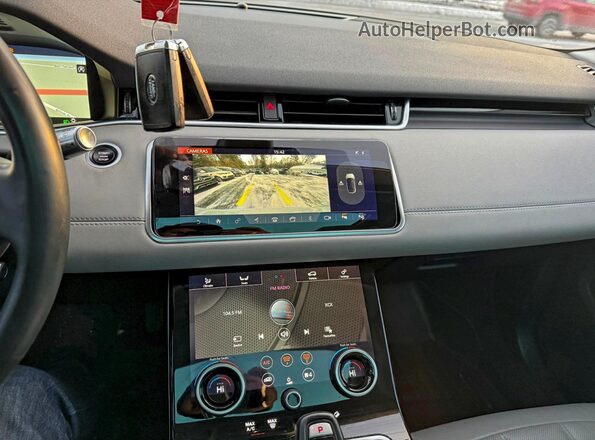 SALZP2FXXLH020130 2020 LAND ROVER RANGE ROVER Белый Вид задних сидений