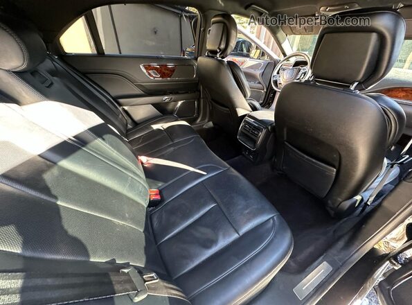 1LN6L9UK9H5617828 2017 LINCOLN CONTINENTA Черный Вид салона спереди