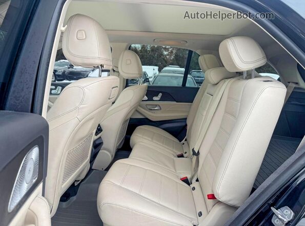 4JGFB8GE9LA176012 2020 MERCEDES-BENZ GLE-CLASS Черный Вид панели приборов