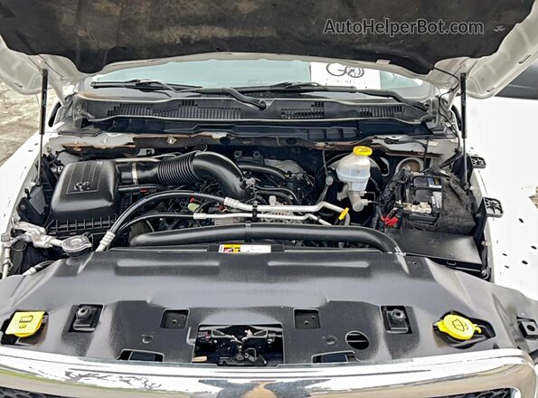 1C6RR7KT9MS562039 2021 RAM 1500 Белый Вид панели приборов