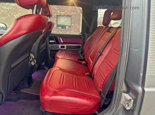 W1NYC6BJ9LX358950 2020 MERCEDES-BENZ G-CLASS Серебряный Вид салона спереди