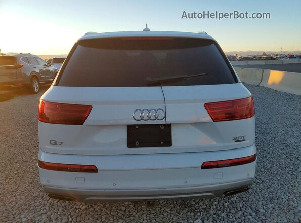 WA1LAAF72JD013390 2018 AUDI Q7 Белый Вид салона спереди