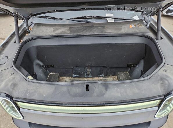 7FCTGAAA1NN008120 2022 RIVIAN R1T Silver უკანა სალონის ხედი