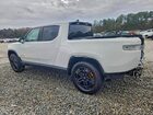 2023 Rivian R1t Adventure Белый vin: 7FCTGAAA7PN001000
