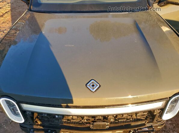 7FCTGAAL1PN024354 2023 RIVIAN R1T Зеленый Вид задней части салона