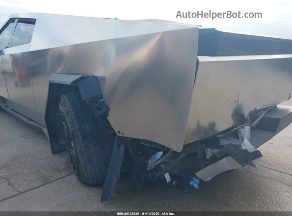 7G2CEHED2SA066444 2025 TESLA CYBERTRUCK Gray წინა ხედი