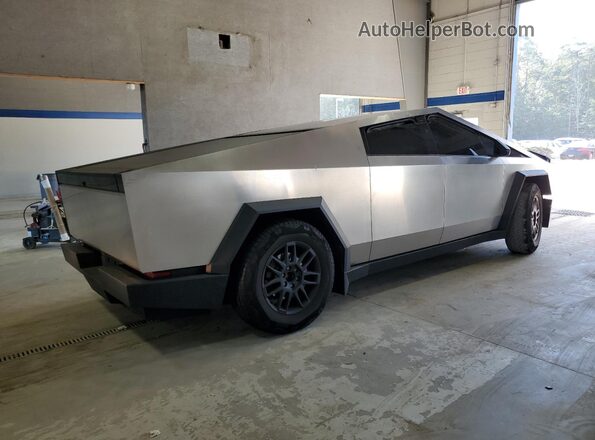 7G2CEHED6SA071954 2025 TESLA CYBERTRUCK Silver უკანა მარჯვენა