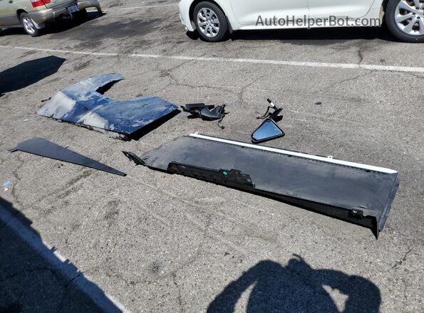 7G2CEHED7RA007061 2024 TESLA CYBERTRUCK Серый Вид подкапотного пространства