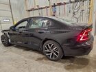 2020 Volvo S60 T5 Momentum Черный vin: 7JR102FK8LG057097