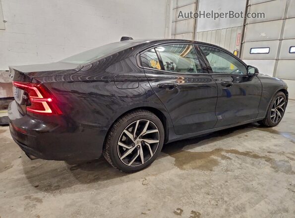 7JR102FK8LG057097 2020 VOLVO S60 Черный Задняя правая четверть