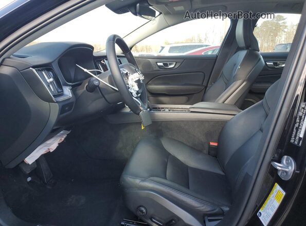 7JRL12TK4RG322231 2024 VOLVO S60 Черный 