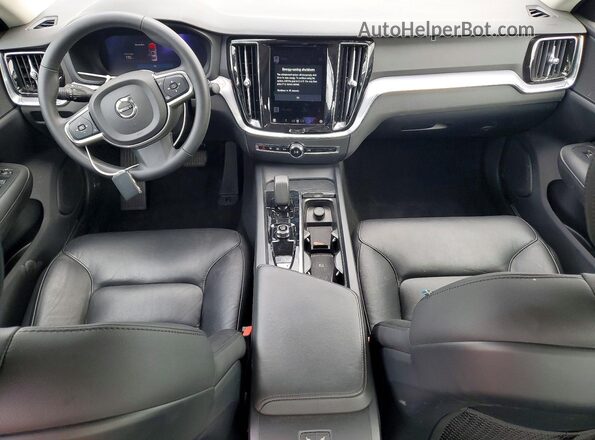 7JRL12TK7RG296319 2024 VOLVO S60 Серый Вид панели приборов