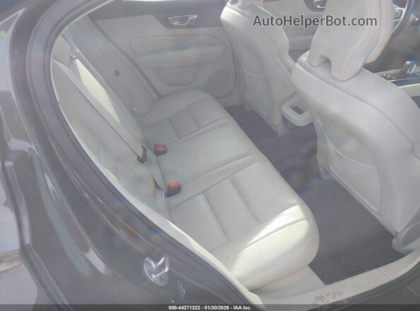 7JRL12TL6RG326516 2024 VOLVO S60 Gray Vista de la etiqueta del VIN
