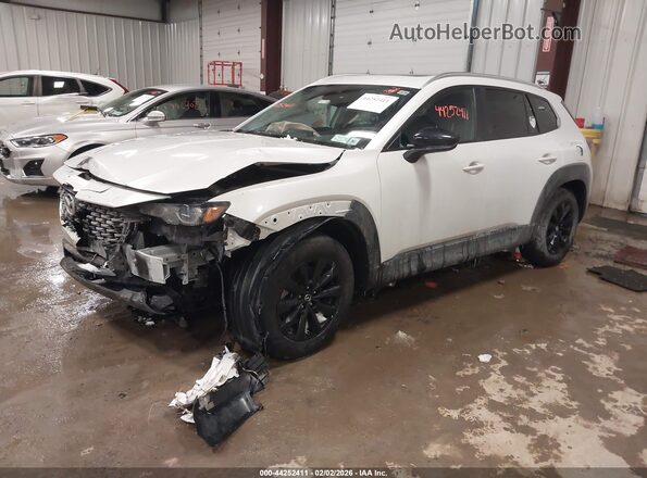 7MMVABDM1RN226043 2024 MAZDA CX-5 White Front left