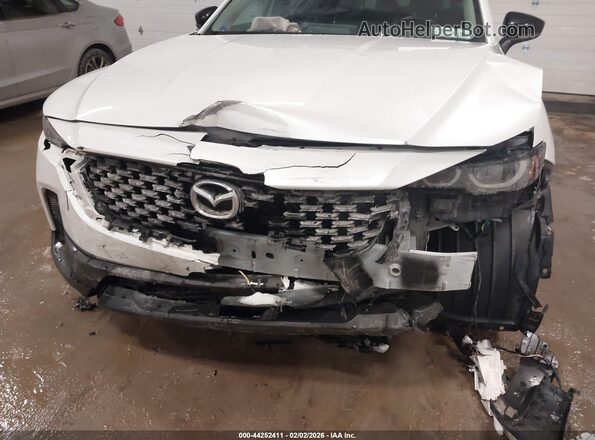 7MMVABDM1RN226043 2024 MAZDA CX-5 White Front view