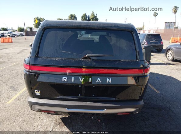 7PDSGABA6RN038728 2024 RIVIAN R1S Black 