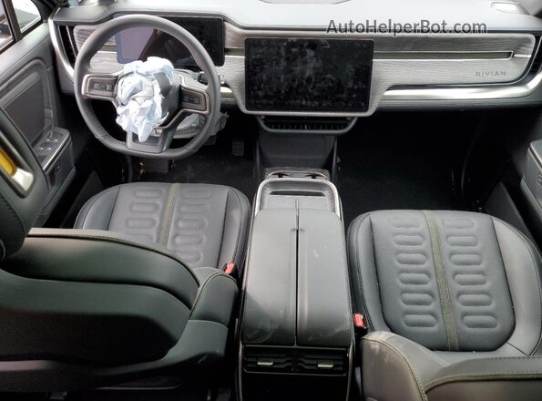 7PDSGCBA5TN080391 2026 RIVIAN R1S Gray Вид панелі приладів