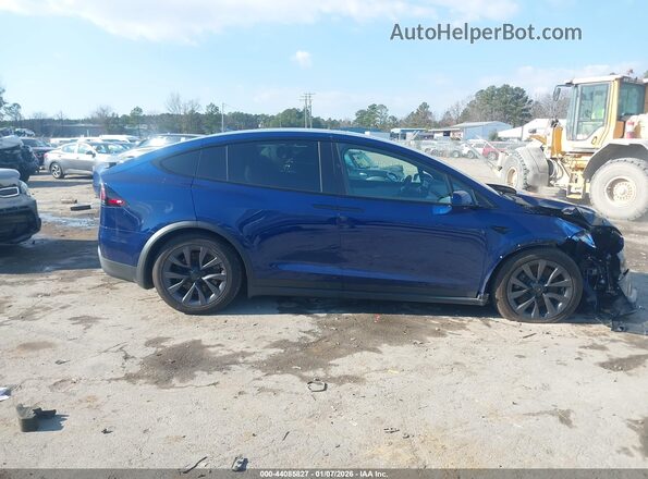 7SAXCBE57RF458853 2024 TESLA MODEL X Blue Widok wnętrza z tyłu